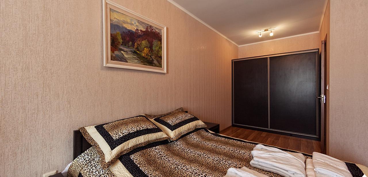 Alpen House Hotel Vyshka Exterior photo